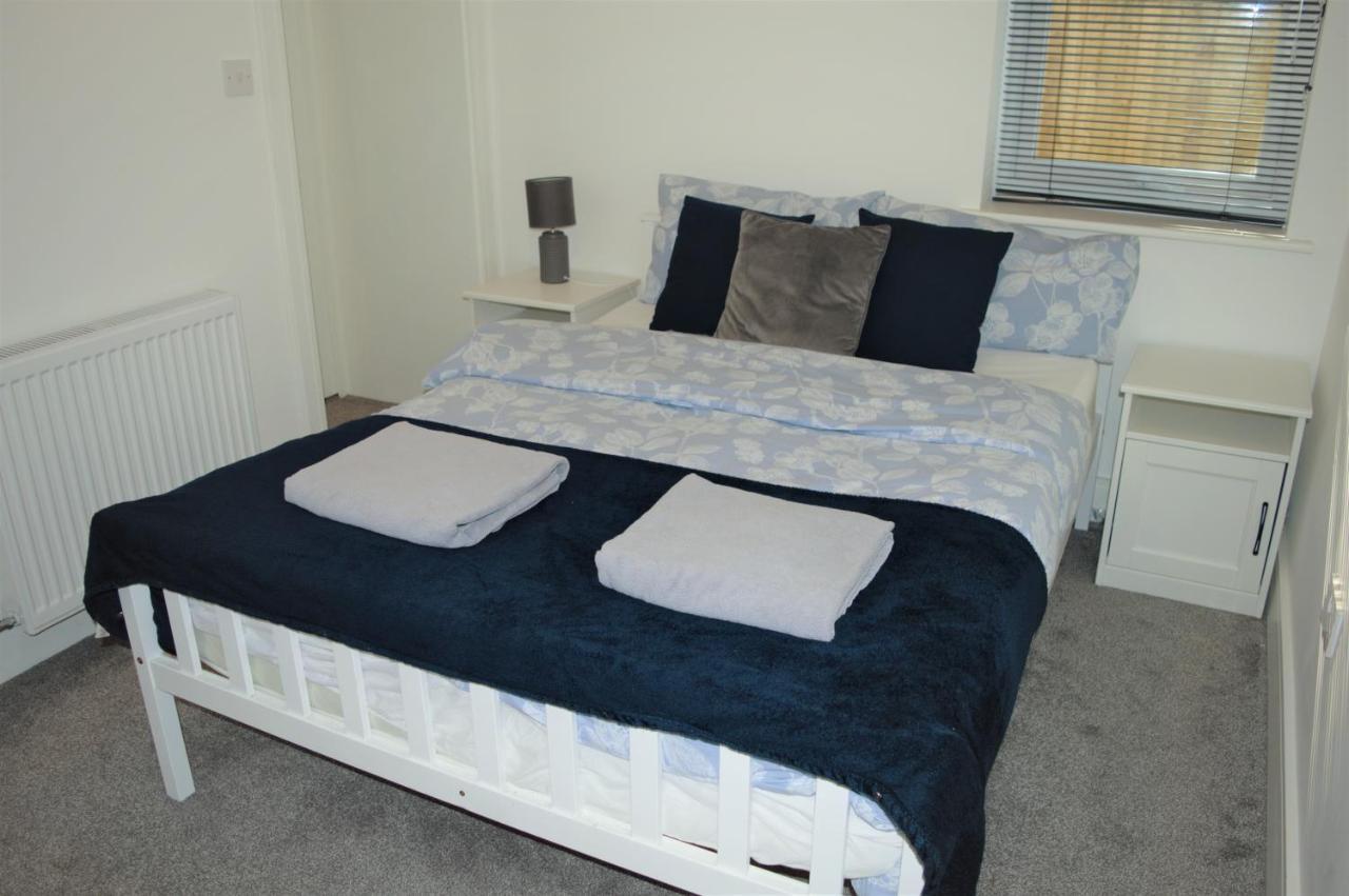Cheriton Gardens 2 Bed Folkestone Villa Exterior photo